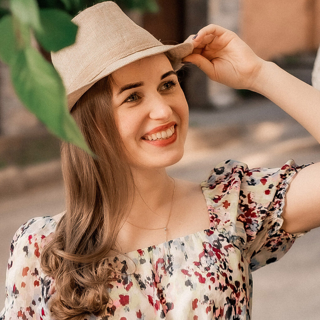 Anna Barbash, SEO specialist at DesignLoud